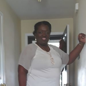 Meet your Posher, Felicia